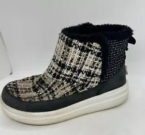 Hey Dude Shoes Boucle Mel Black Woman's Sz 6 Ankle Bootie Fur Trim - Picture 1 of 10