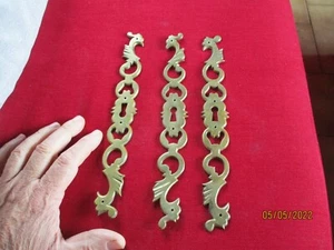 1 Ornement Garniture de meuble Trou a Clé a l'Oiseau de Porte Armoire Vitrine - Imagen 1 de 2