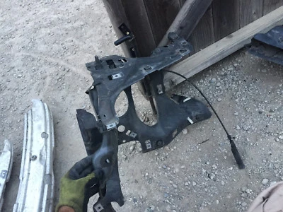 BMW E65 E66 760Li 760i 750Li 750i 2006-2008 Soporte de faros soporte de radiador L Foto 1 de 3