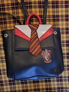 Universal Studios Wizarding World of Harry Potter Gryffindor Backpack - Picture 1 of 4