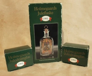 HOLMEGAARDS Denmark 1991 Christmas Bottle Flask+ Dram/Shot Glass Set HOLME GAARD - Picture 1 of 5