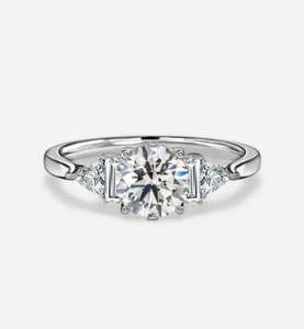 18K White Gold IGI Certified Lab Grown Diamond Engagement Ring 2.00 Ct Round Cut - Picture 1 of 8