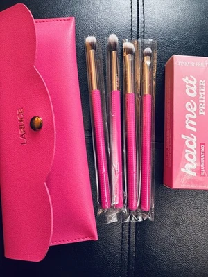 Juego de 4 brochas de maquillaje de ojos LARUCE Beauty Kayla en rosa precio de venta sugerido por el fabricante $42 + imprimación nuevo en caja promoción Foto 1 de 4