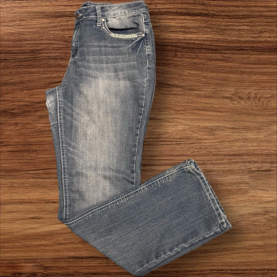 Earl Jeans | Barely Boot | Estrás | Mujer Talla 10 Foto 1 de 4