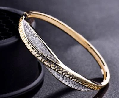 NUEVO BRAZALETE BRAZALETE MUJER LLAVE GRIEGA ORO AMARILLO CIRCONITA CÚBICA CIRCONITA ESTRÁS  Foto 1 de 4