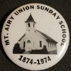 Mount Airy Union Church💥Scuola Domenicale 1974 Spilla Rotta - BU175 - Foto 1 di 9