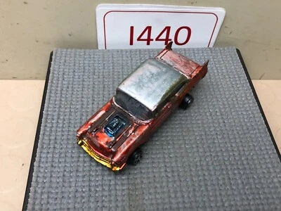 Carro de brinquedo Chevrolet vintage - Tipo desconhecido - Pneus de borracha faltando - Taiwan - Imagem 1 de 4