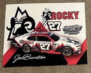 Tarjeta postal de héroe Rocky firmada por Jeb Burton 2023 NASCAR certificado de autenticidad automático - Imagen 1 de 3
