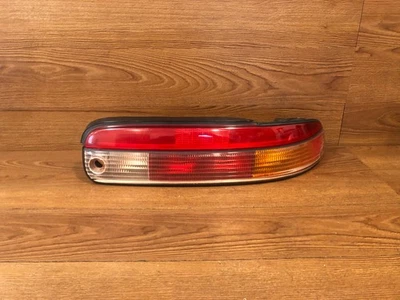 1995-1996 LEXUS SC400 SC300 LUZ TRASERA DERECHA EXTERIOR LUZ TRASERA LÁMPARA OEM Foto 1 de 4