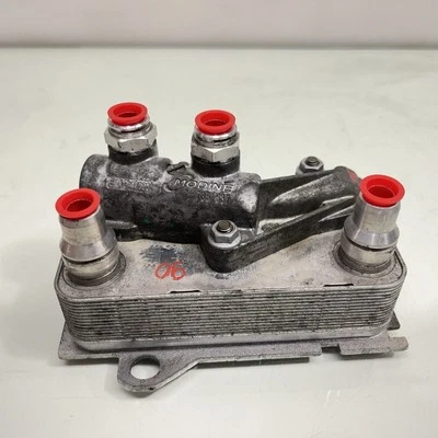 Radiador enfriador de aceite de transmisión 15-22 Mercedes W205 C350e C300 S450 OEM Foto 1 de 4