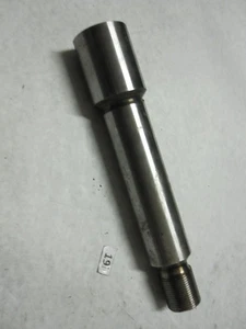 ONE KING PIN ONLY GM 1998-1999 Chevrolet P30 Front Steering Knuckle 12540328 - Picture 1 of 4
