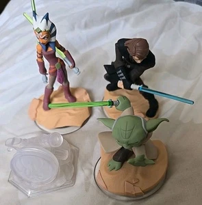 Disney Infinity 3.0 Star Wars Figuren - Yoda, Anakin, Ashoka + Kristall - Bild 1 von 5