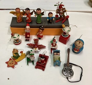 17 Ornamenti Albero di Natale Vintage in Legno Dipinto a Mano - Angeli Slitta Campanella Uccellino - Foto 1 di 7