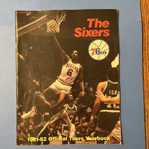 1981 82 PHILADELPHIA 76ers Yearbook JULIUS ERVING Bobby JONES Darryl DAWKINS - Picture 1 of 5