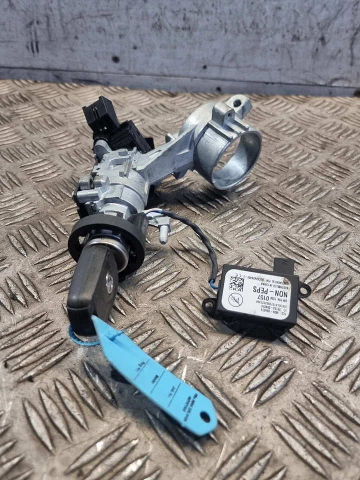 ЗАМОК ЗАМКА ЗАЖИГАНИЯ VAUXHALL ZAFIRA TOURER СТВОЛ С КЛЮЧОМ 20939745 ZAFIRA 2013 - Изображение 1 из 4