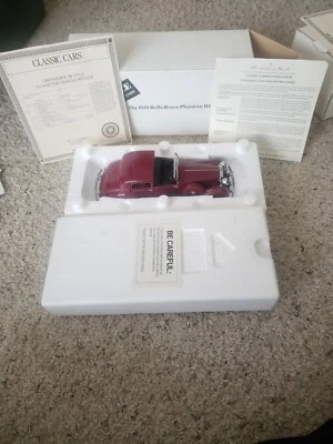 Danbury Mint 1938 Rolls Royce Phantom III with Title and Care Instructions  - Image 1 of 4