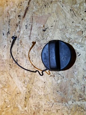 2008 2009 2010 Scion xB GAS FUET TANK CAP OEM - Image 1 of 3