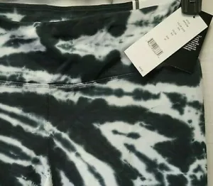 NUEVO CON ETIQUETAS LEGGINGS ACTIVOS Mujer Plus DKNY Tie Dye Talla 1X Negro Blanco 7/8 Largo $69 - Imagen 1 de 4