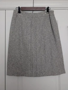Chanel Tweed Grey Pencil Skirt Size 42 Made In France - Picture 1 of 9