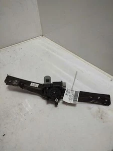 2014 - 2017 Fiat 500L Front Window Regulator w/ Motor RH Passenger Side 4Dr ONLY - Picture 1 of 5