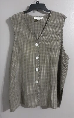 WOMAN'S JONES NEW YORK SPORT SLEEVELESS CAMISOLE TOP.BUTTON DOWN.SZ 14W - Image 1 of 4