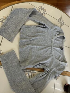 Girl’s Long Sleeve Gray Ribbed Top - Picture 1 of 4