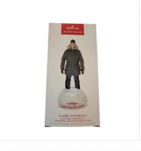 2022 HALLMARK -CLARK GRISWOLD -STORYTELLERS INTERACTIVE - LUZ Y SONIDO - SIN USAR Y EN CAJA - Imagen 1 de 1