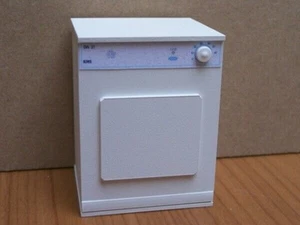Secadora blanca miniatura para casa de muñecas de Delph Miniatures - Imagen 1 de 1