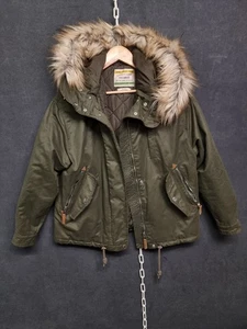Pull&Bear Women’s Green Parka Jacket Faux Fur Hood Quilted Size Small - Picture 1 of 16