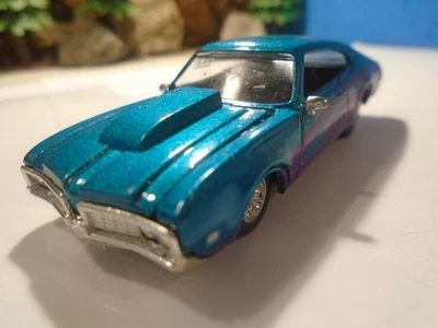 ROAD CHAMPS VINTAGE 1/64 SCALE DIECAST  1969 OLDSMOBILE 442,  EXCELLENT 5-54-2-6 - Image 1 of 4