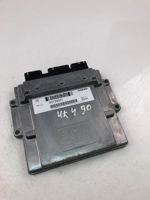 Centralina motore VOLVO S80 II AS ECU 30729351 23393319 - Immagine 1 di 4