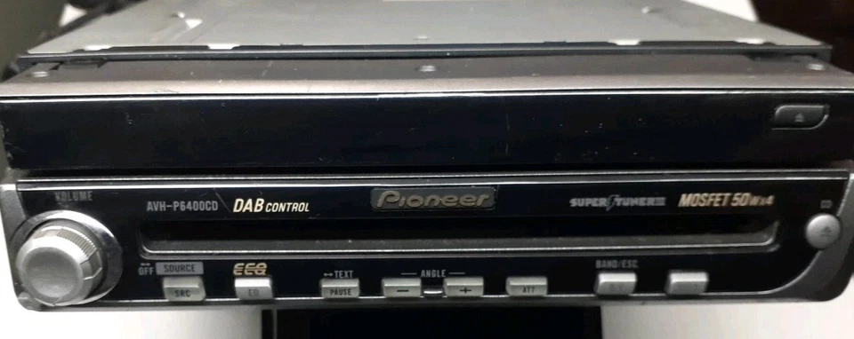 Pioneer Head Unit AVH-P6400CD - Image 1 of 2
