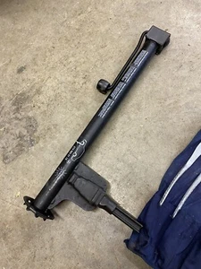 1994-2002 MERCEDES W202 W210 E CLASS EMERGENCY TIRE JACK TOOL OEM 2105830115 - Picture 1 of 3