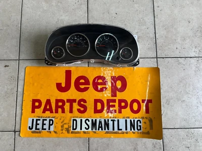 2015 - 2018 JEEP WRANGLER JK JKU SPEEDOMETER CLUSTER OEM 93K MILES GENUINE OEM - Image 1 of 4