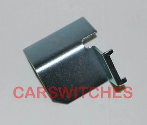 1963-1973 CAMARO CHEVELLE GTO CORVETTE, Muncie Trans Backup Light Shield 3706355 - Foto 1 di 3