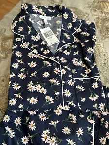 NWT Vera Bradley Short-Sleeved Pajama Set Falling Daisies Large - Picture 1 of 3