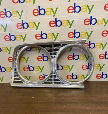 Ford Galaxy Country Squire 1963 vagón derecho faro derecho bisel de ajuste Foto 1 de 4