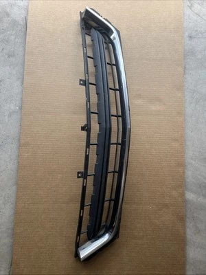 Chevrolet Impala 2014-2017 parrilla inferior delantera 22941702 original OEM Foto 1 de 4