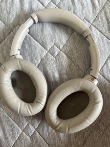 SONY WH-1000XM4 Silent White Limited Wireless Noise Canceling Headphones - Foto 1 di 6