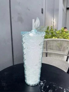 2024 Neu Starbucks China 24oz Shiny Light Blue Fish scale Tumbler Venti Cold Cup - Bild 1 von 5