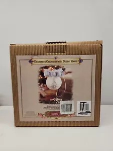 2001 Grandeur Noel Decorative Ornament W/Display Stand -Collector's Edition -NEW - Picture 1 of 3
