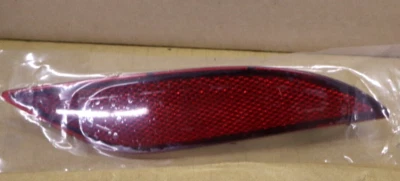 Reflector de parachoques trasero derecho GM 2016-2021 GM Chevrolet Malibu 23174490 nuevo fabricante de equipos originales Foto 1 de 4