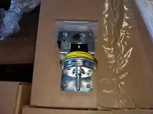 HONEYWELL HK02NC047/3040 INTERRUTTORE SENSORE PRESSIONE ARIA DA 2 A 22 PSIG 199347 - Foto 1 di 7