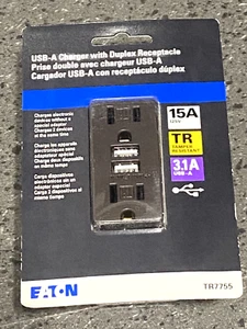 Eaton USB Charger Duplex Receptacle Power Outlet Electrical Oil Rubbed Bronze - Picture 1 of 2