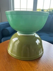 Cuencos mezcladores vintage PYREX - 401, 403, 404 - COLORES SÓLIDOS - se venden individualmente - Imagen 1 de 8