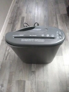 Aktenvernichter - Techko Identity Guard Streifenschnitt mit Eimer - Bild 1 von 11