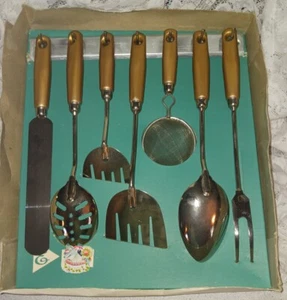 RARO DE COLECCIÓN Nuevo JUEGO DE COCINA PARA AMAS DE CASA MARCA EMPEX Juego de aparatos de cocina con percha - Imagen 1 de 8