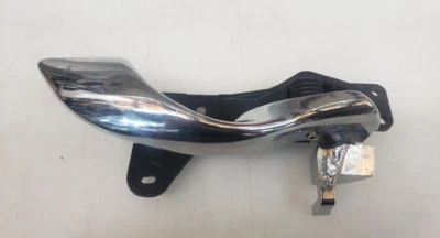00-05 CADILLAC DEVILLE PASSENGER INTERIOR DOOR HANDLE P/N 25705254 GENUINE OEM - Image 1 of 4