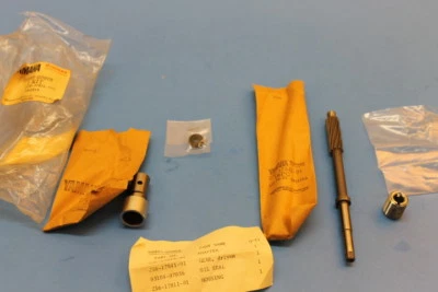 KIT de carcasa de engranaje de tacómetro Yamaha 1970-1971 XS1 1973 TX650 99999-00908-00 NUEVO DE STOCK Foto 1 de 4