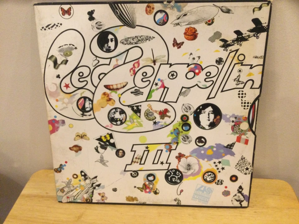 LED ZEPPELIN - 'LED ZEPPELIN III' - Vinyl LP - 1970 - COMPLETE W/ ROTATING WHEEL Foto 1 de 4